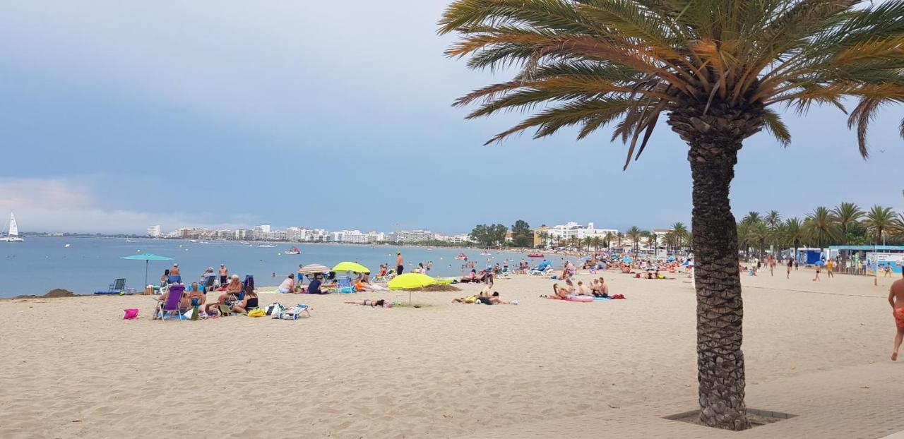 Appartement sur Empuriabrava à 100 m de la mer Exterior foto
